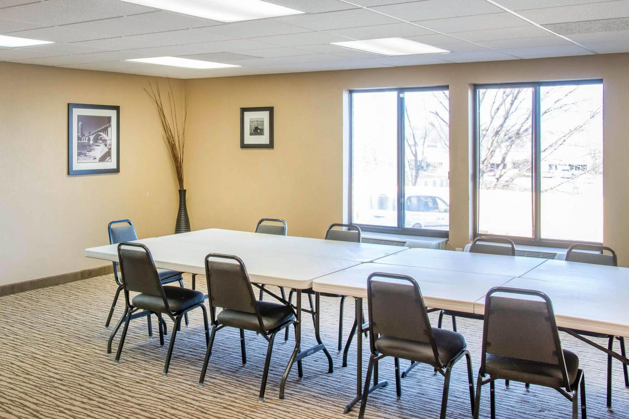 Holiday Inn Express & Suites Eden Prairie - Minneapolis By Ihg Dış mekan fotoğraf